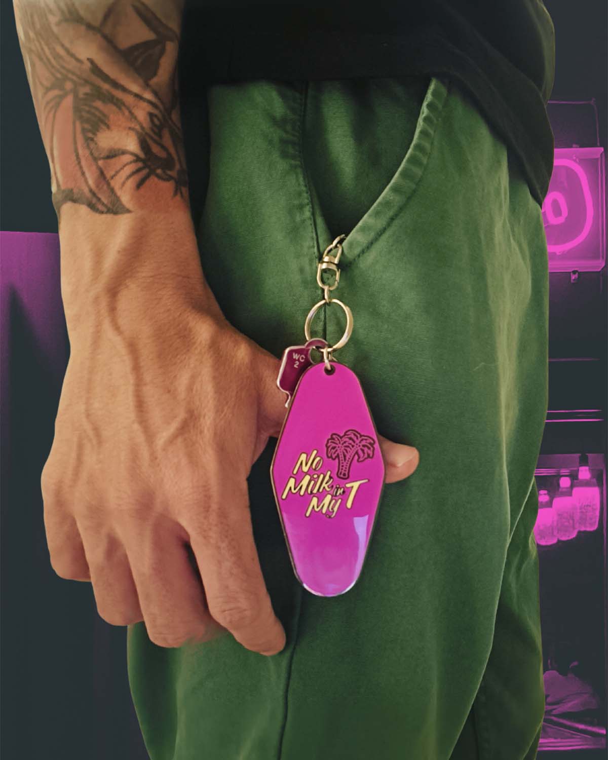Motel Keyring - glow in the dark