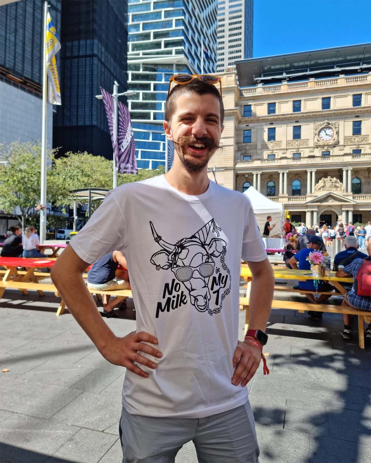 Bull Tee Classic - White